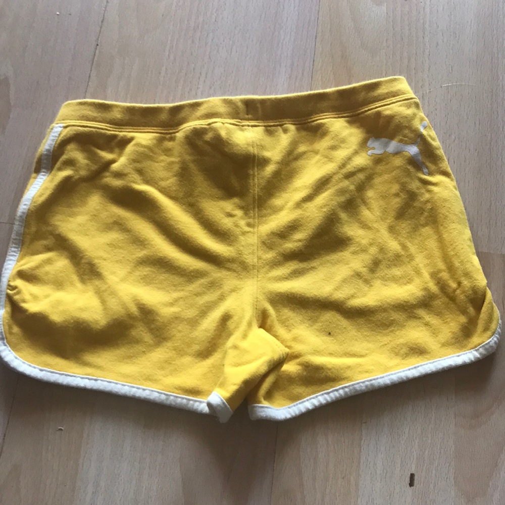 Puma shorts - Picture 2 of 5